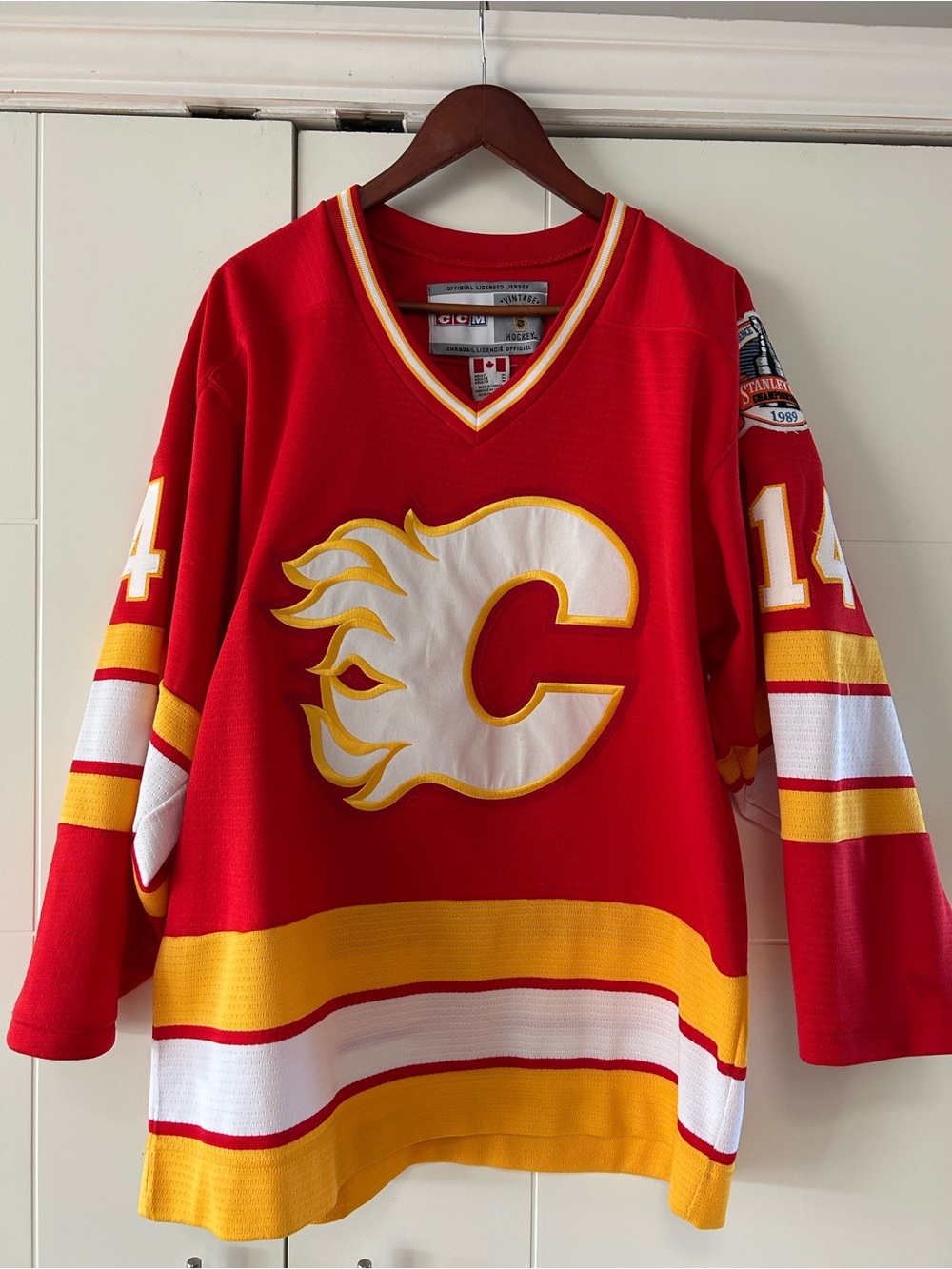 CCM Men’s Calgary Flames Fleury 1989 Vintage Hockey Jersey